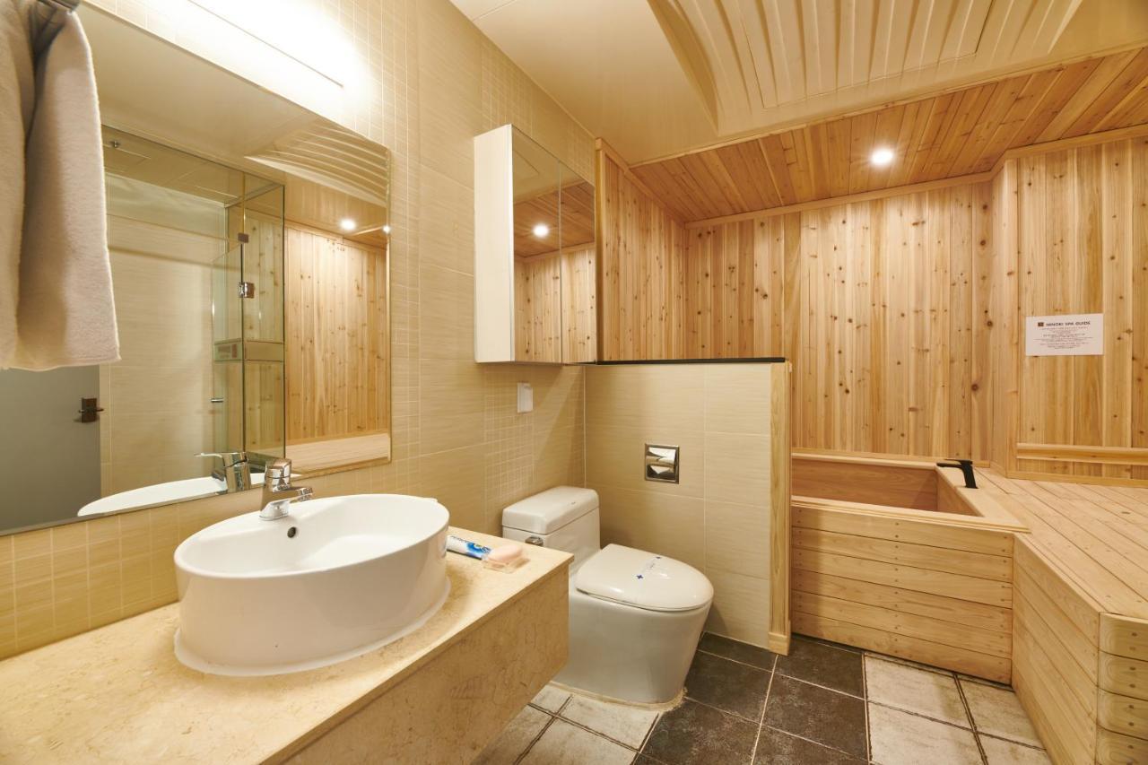 אנסאן Aura Hotel מראה חיצוני תמונה
