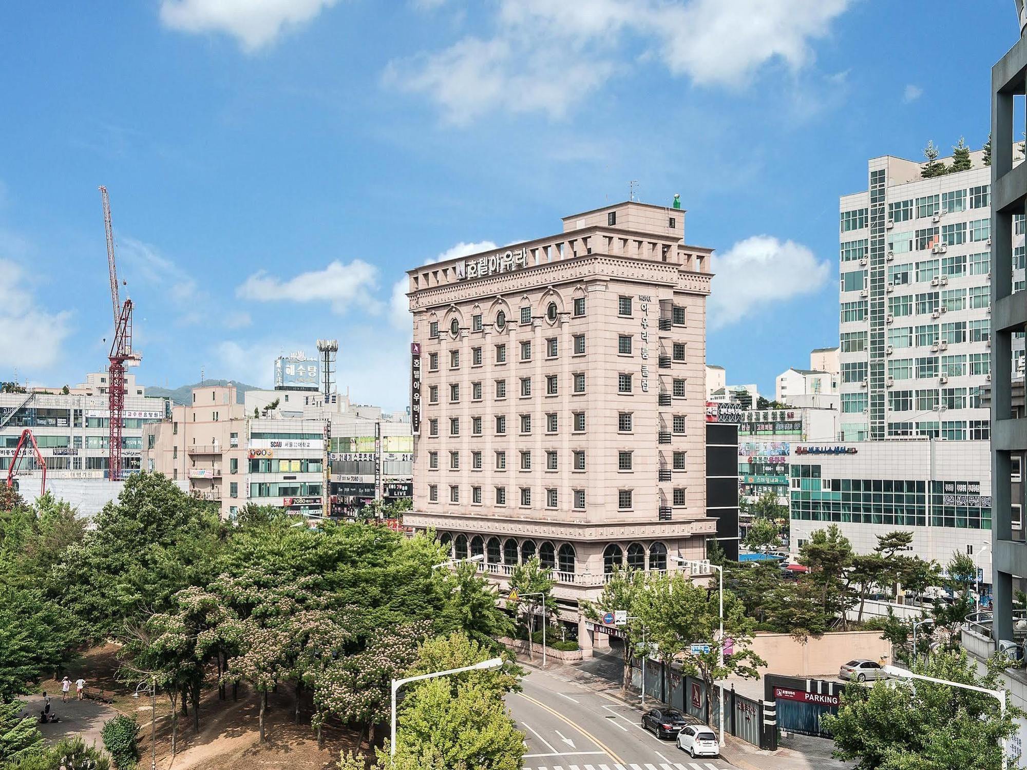 אנסאן Aura Hotel מראה חיצוני תמונה