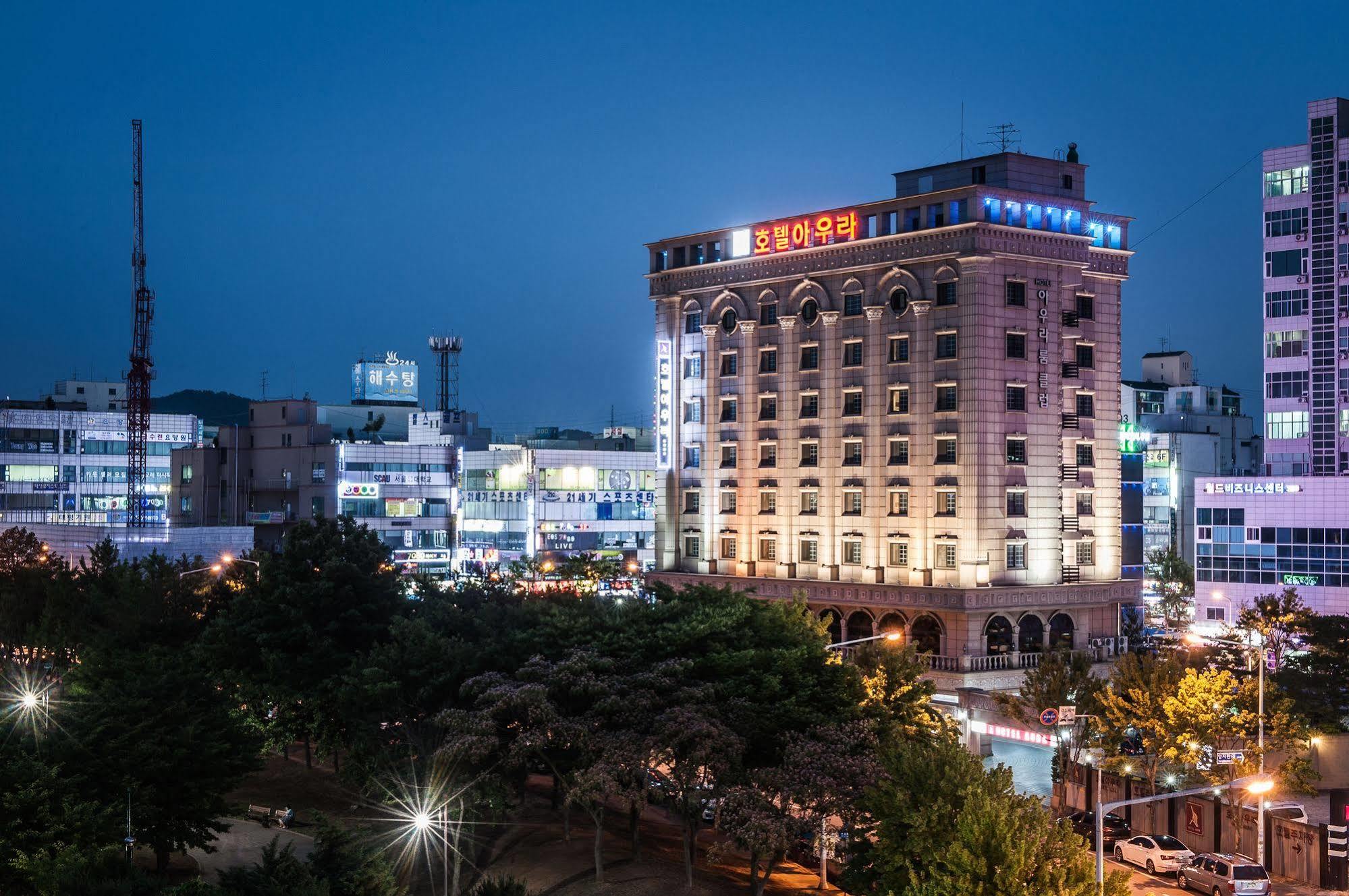 אנסאן Aura Hotel מראה חיצוני תמונה