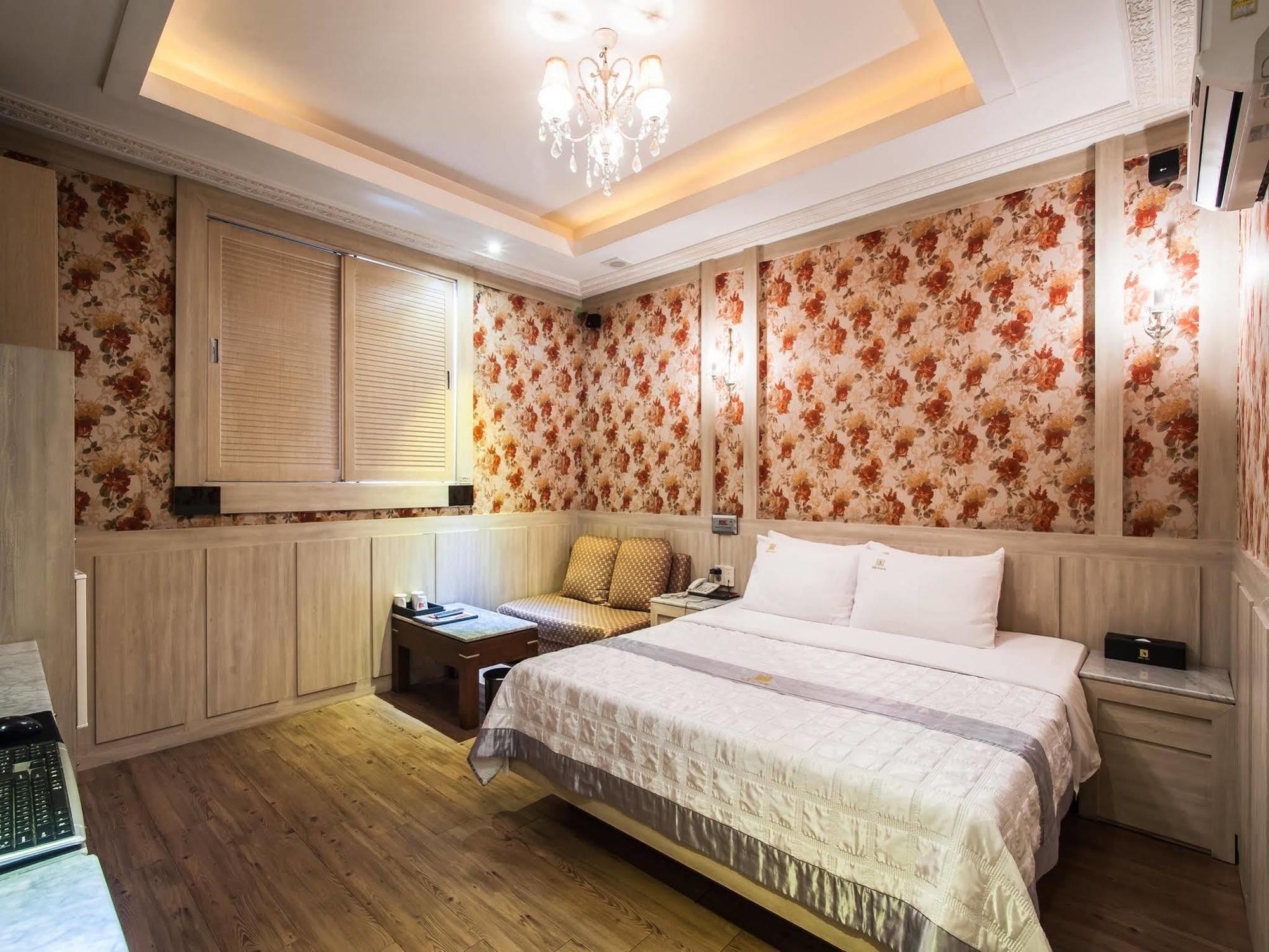 אנסאן Aura Hotel מראה חיצוני תמונה
