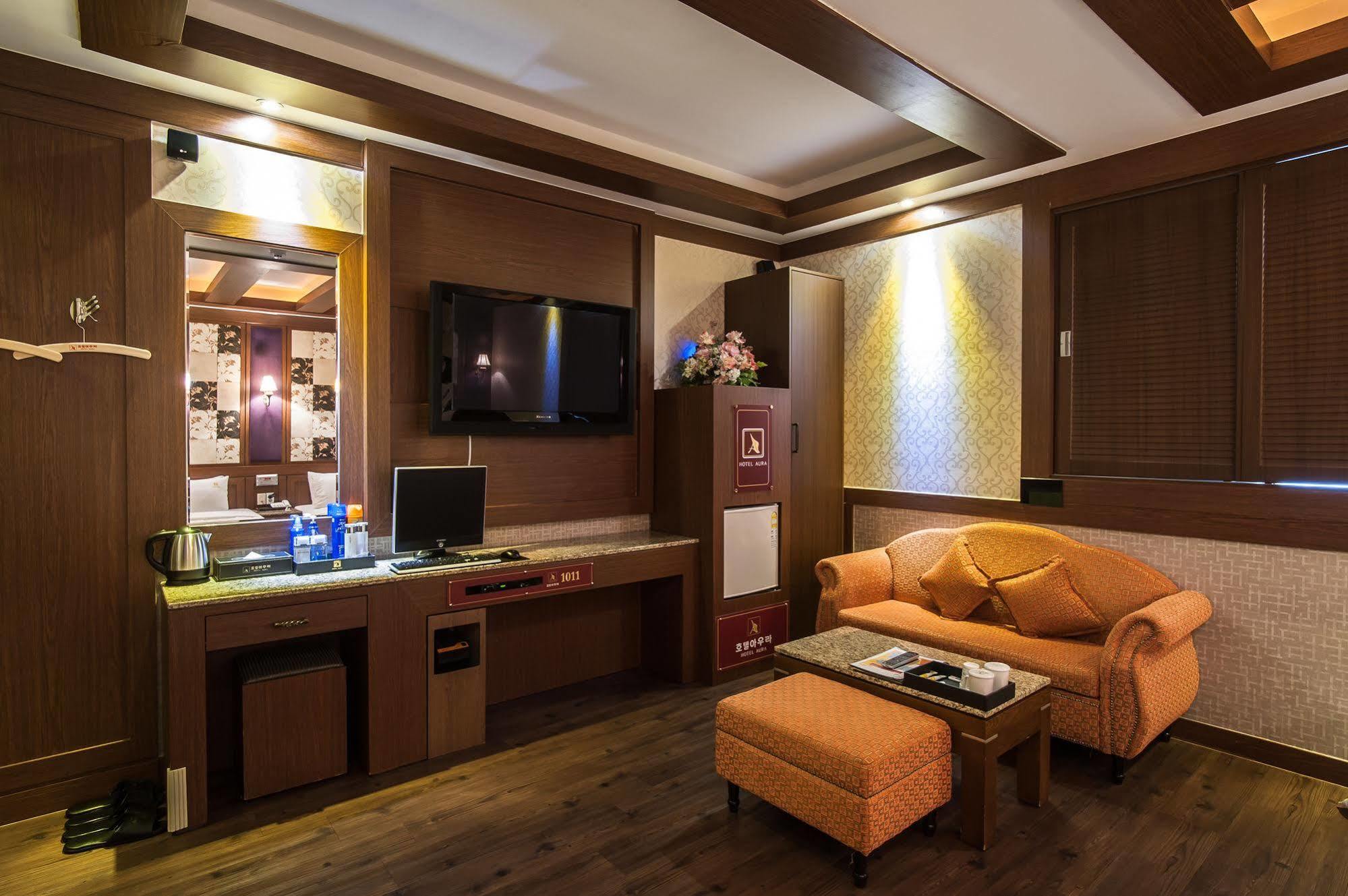 אנסאן Aura Hotel מראה חיצוני תמונה