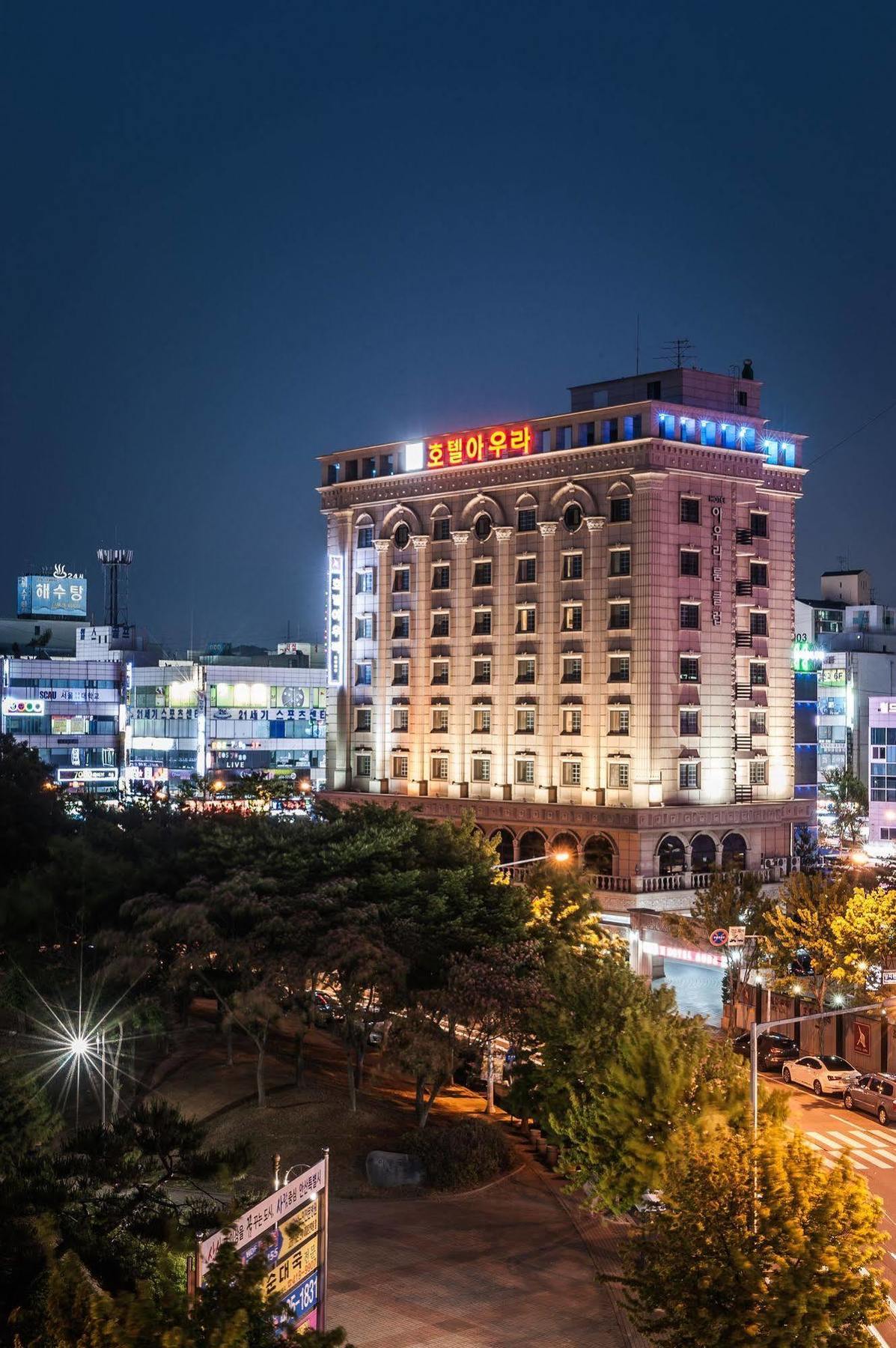 אנסאן Aura Hotel מראה חיצוני תמונה
